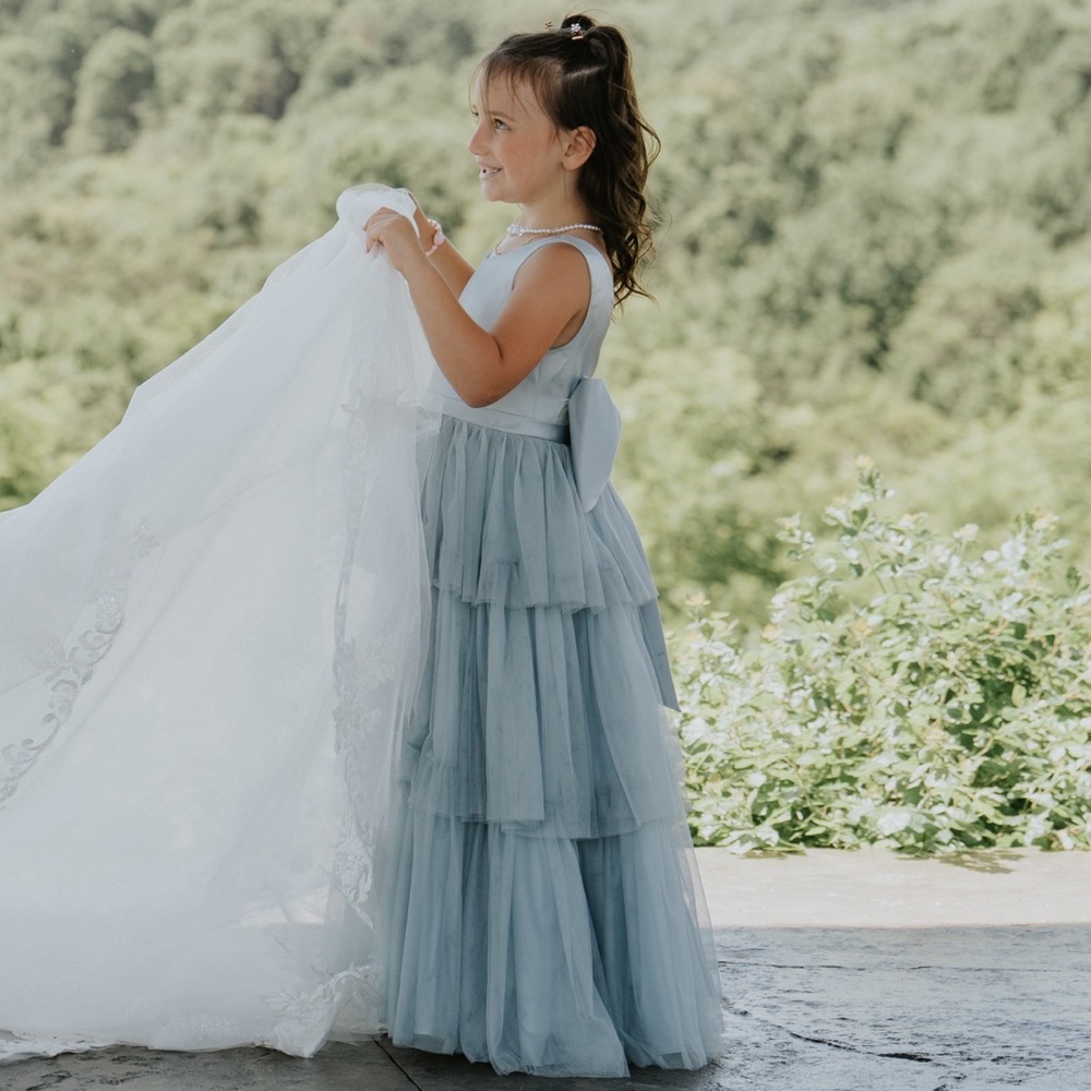 Revelry flower girl dress size 5T